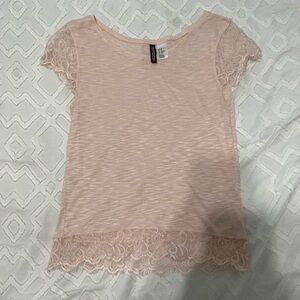 H&M pink T-shirt with lace